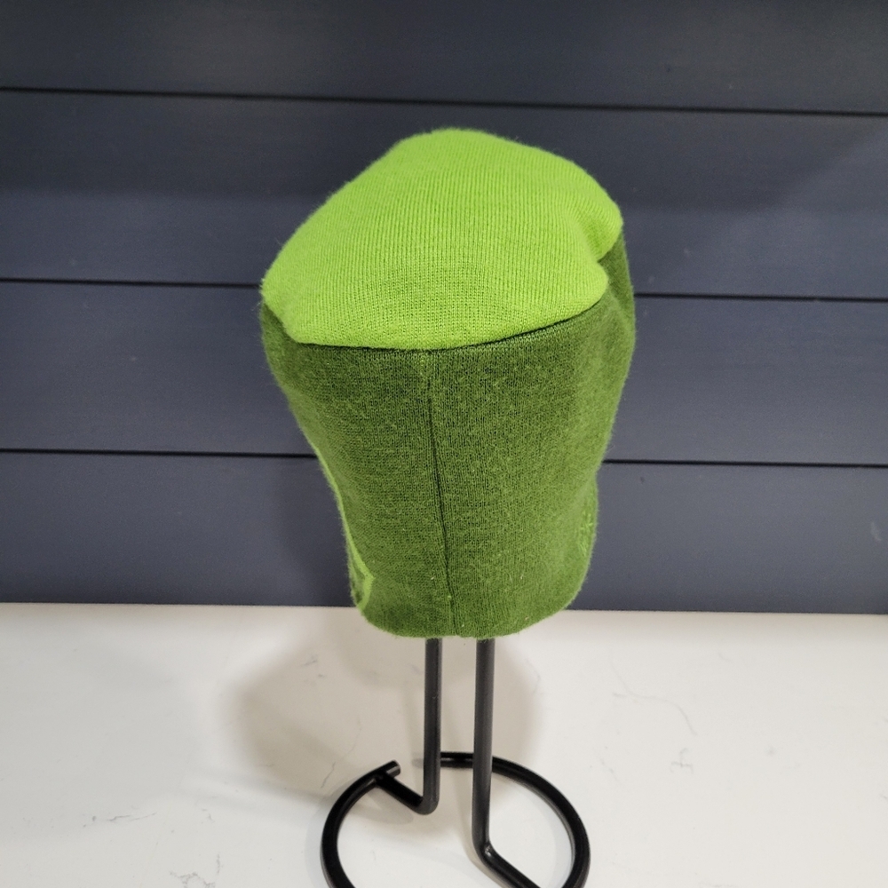 Mountain Hardwear winter Hat - Picture 3 of 9